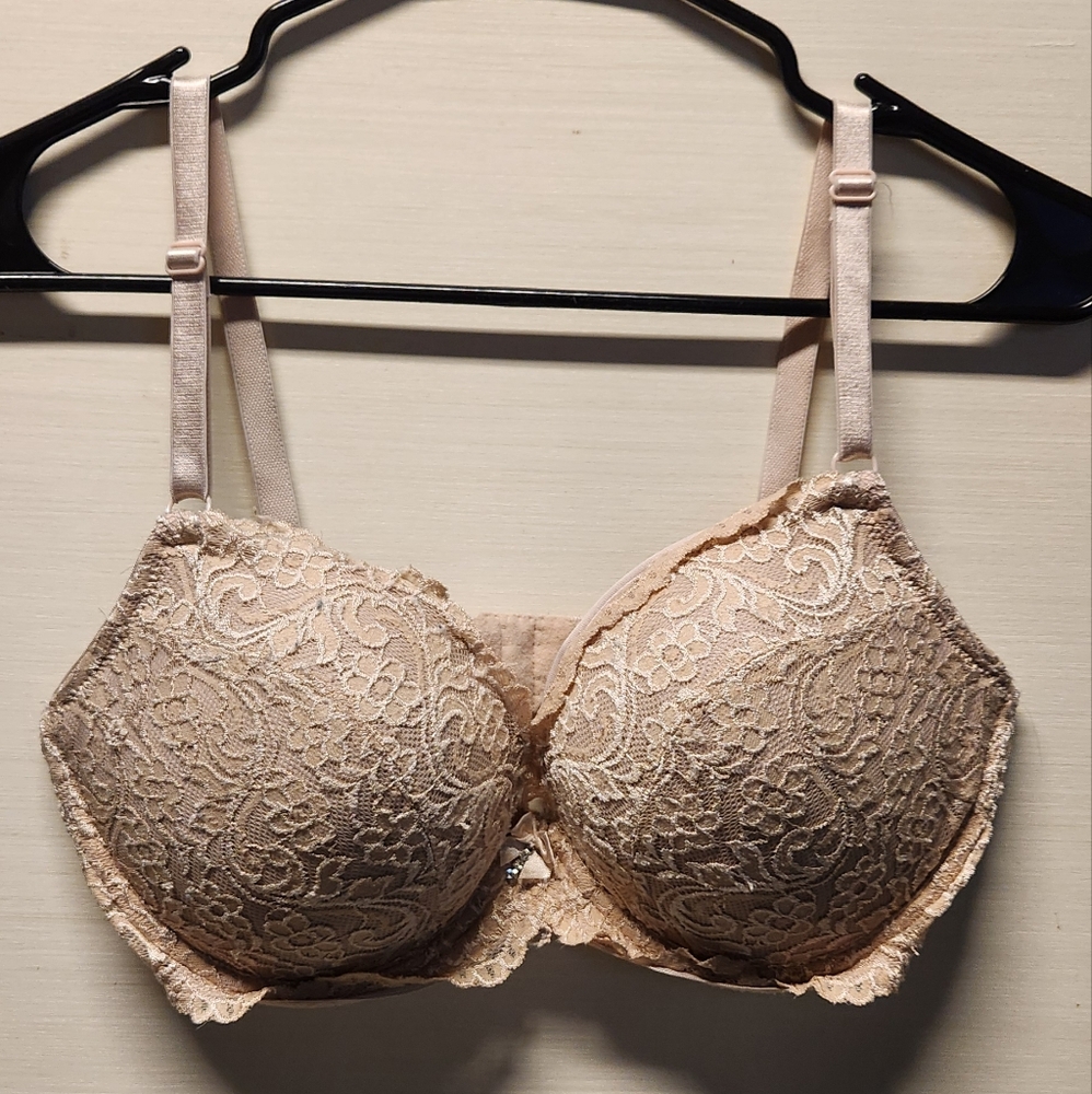 Lace bra
